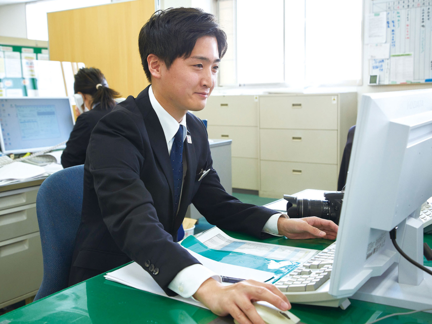 冠婚葬祭・介護で人をつなぐ