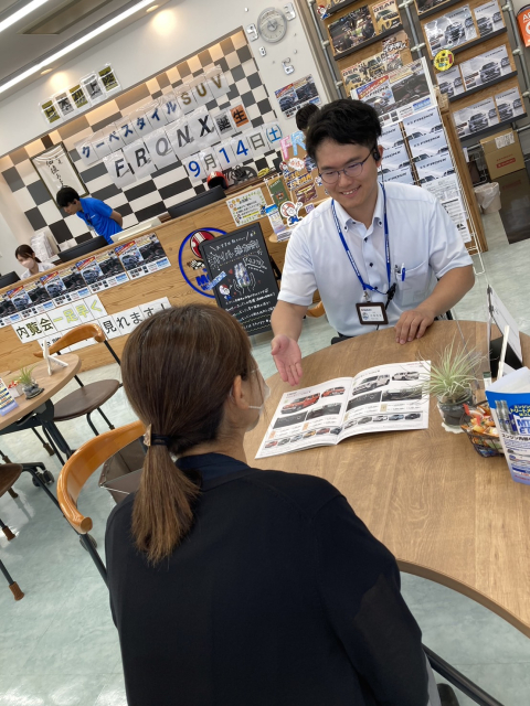 ディーラーらしくない、自由な会社。働く私たちが仕事を楽しんでいます！