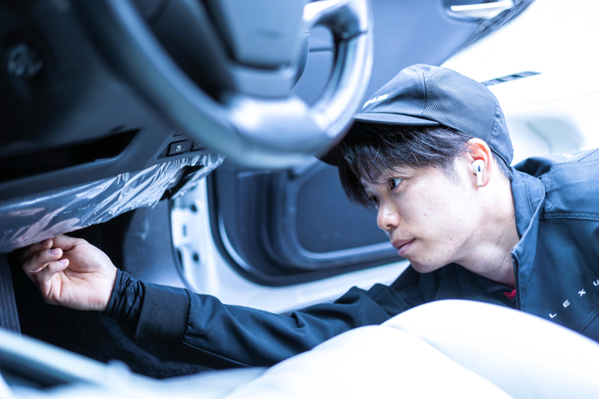 18歳、整備士。その手で、世界を変えろ。　ー未来のモビリティを支えるプロになろうー