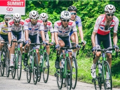 自転車ロードレースのプロチームを結成。アジアツアーで1位に輝いたこともあり、海外では「キナン＝自転車チーム」として有名なほど。国内でレースも開催しています。